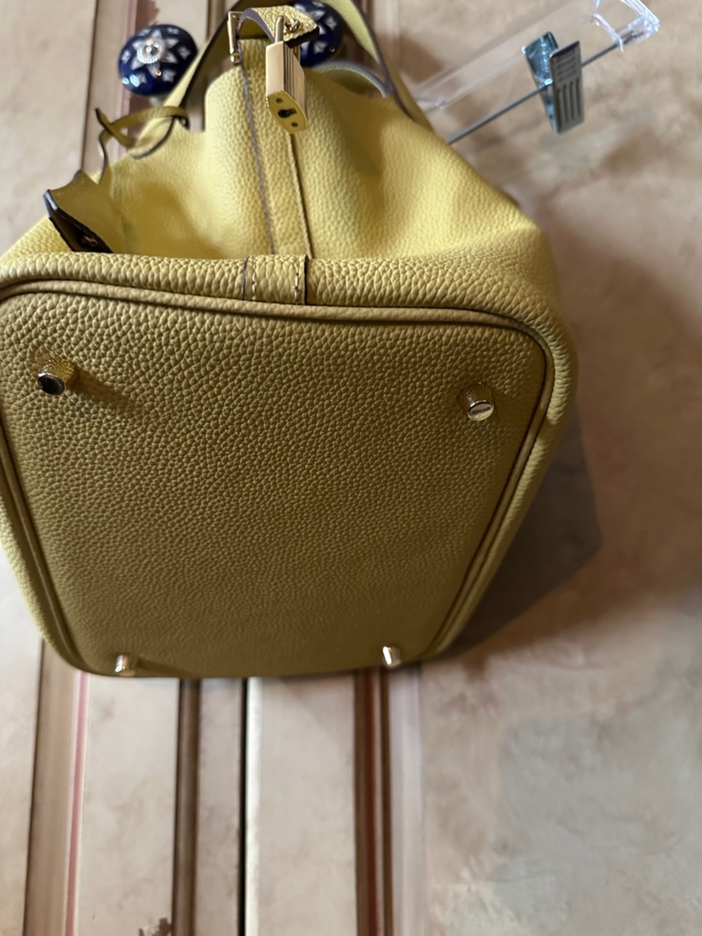 Yellow Pebbled Leather Tote Bag/Purse- Stylish Everyday Carry - Picture 3 of 3